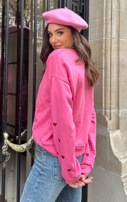 Oversized-Heart-Sweater-Roze-4