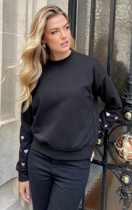 Oversized-Heart-Sweater-Zwart-9