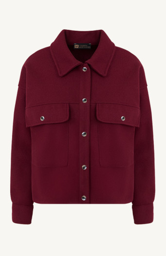 Weiche Jacke mit Pattentaschen, bordeauxrot