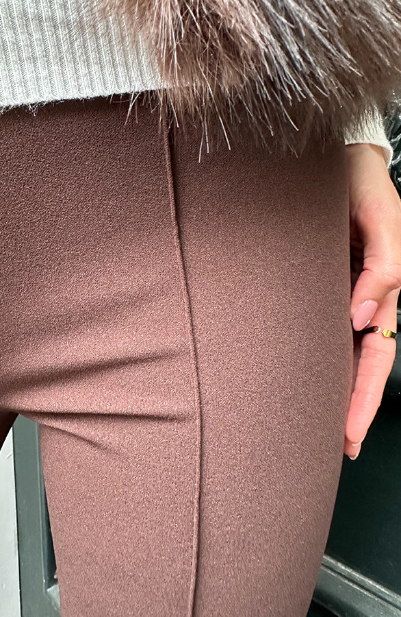 Detailed-Flared-Broek-Choco-6