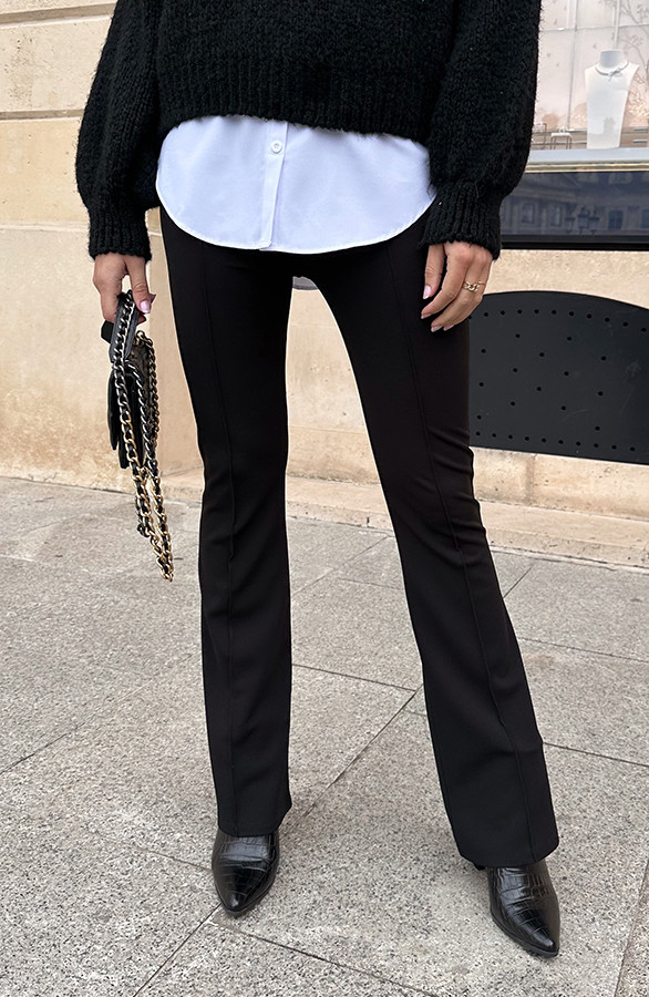 Detailed-Flared-Broek-Zwart-1