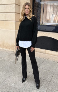 Detailed-Flared-Broek-Zwart-4