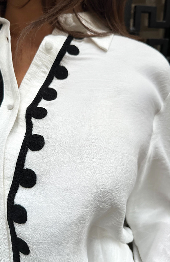 Oversized-Embroidery-Blouse-Ecru-5