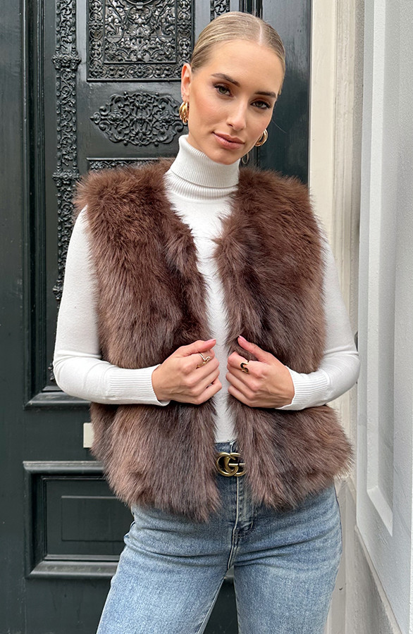 Soft-Faux-Fur-Gilet-Choco-9