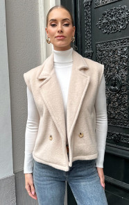Soft-Oversized-Button-Gilet-Beige-10