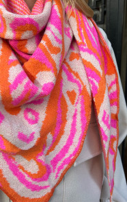 Trendy-Sjaal-Roze-Oranje-3