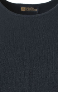 Knitted-Gold-Button-Dress-Zwart-Close