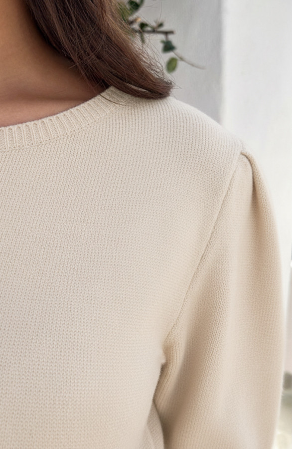 Knitted-Top-Met-Pofmouwen-Beige-33-5