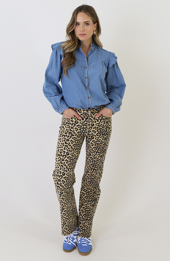 Elegance-Ruffle-Denim-Blouse-2