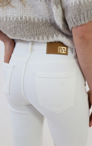 Wide-Leg-Jeans-Offwhite-Stretch-FMH-1