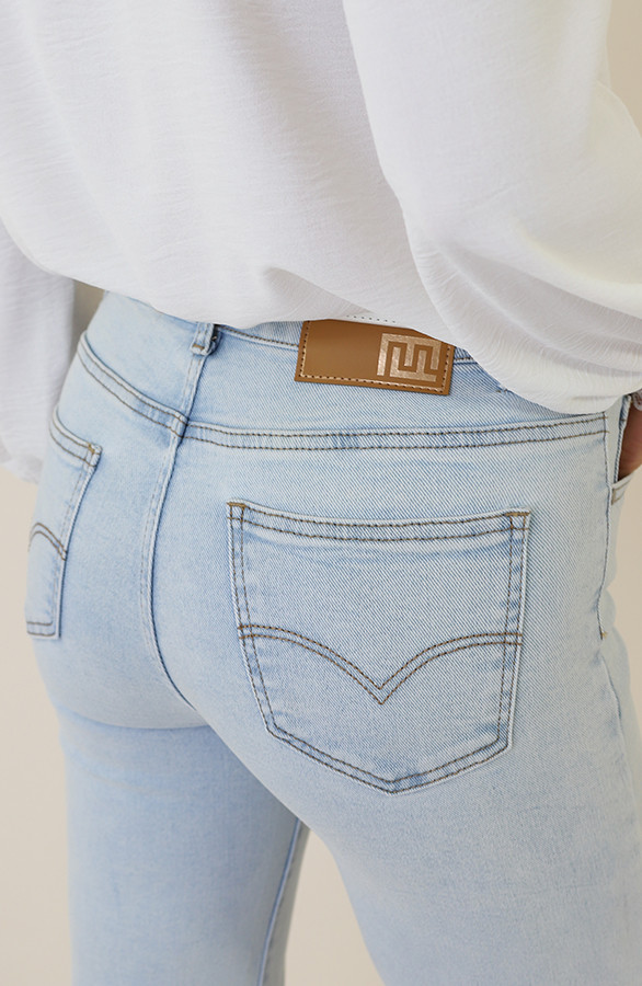 Wide-Leg-Jeans-Ultra-Light-Blue-Stretch-FMH-1