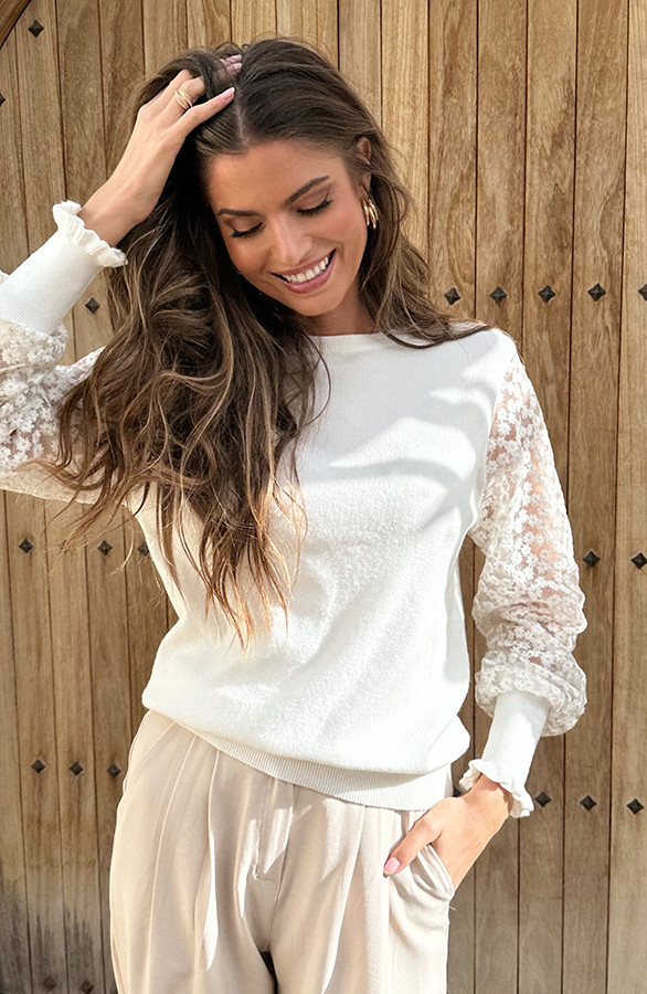 Embroidery-Sleeve-Soft-Trui-Ecru-5