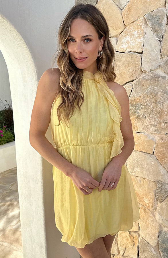 Halter-Jurk-Roselle-Limited-Butter-Yellow-4