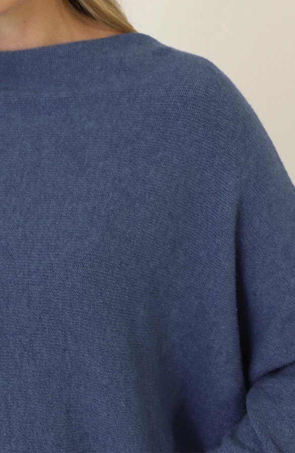 Oversized-Soft-Trui-Jeans-Dark-Blue-22-1