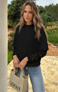 Oversized-lace-sleeve-t-shirt-zwart-4