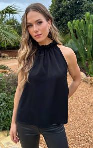 Ruffle-Halter-Top-Zwart-6