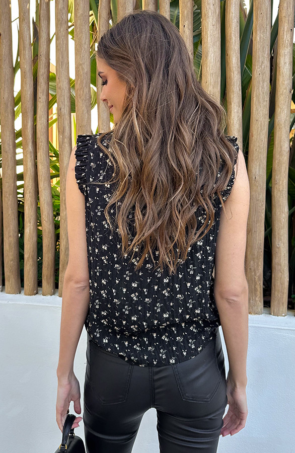 Ruffle-V-hals-Luxury-Top-Mille-Fleur-Zwart-3