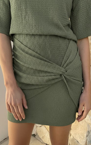 Smocked-twist-rok-army
