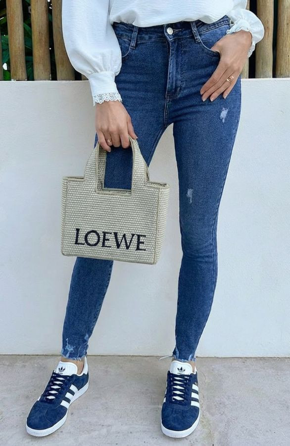 Damaged-Stretch-Skinny-Jeans-Dark-Blue-FMH