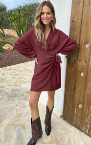 Elegant-V-Hals-Jurk-Burgundy-KLEUR-5