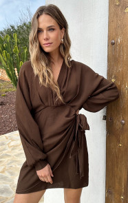 Elegant-V-Hals-Jurk-Choco-3