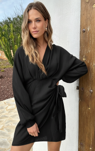 Elegant-V-Hals-Jurk-Zwart-2