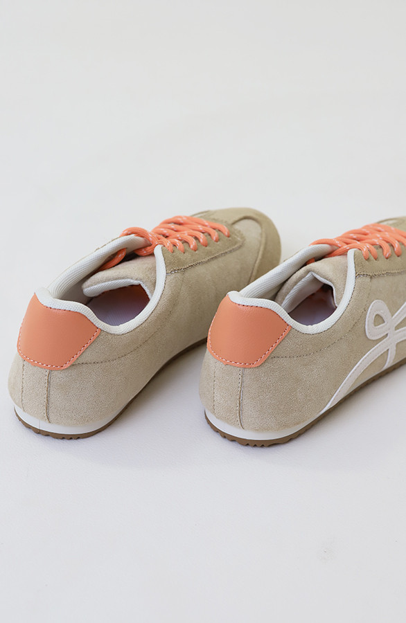 Retro-Suede-Runner-Sneaker-Beige-66-4