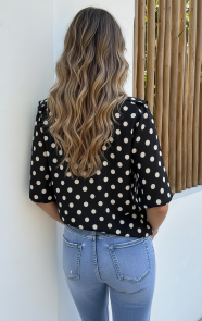 Ruffle-Blouse-Polkadots-Zwart-AI-5