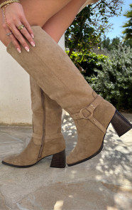 Suede-Boots-Met-Blokhak-Beige-
