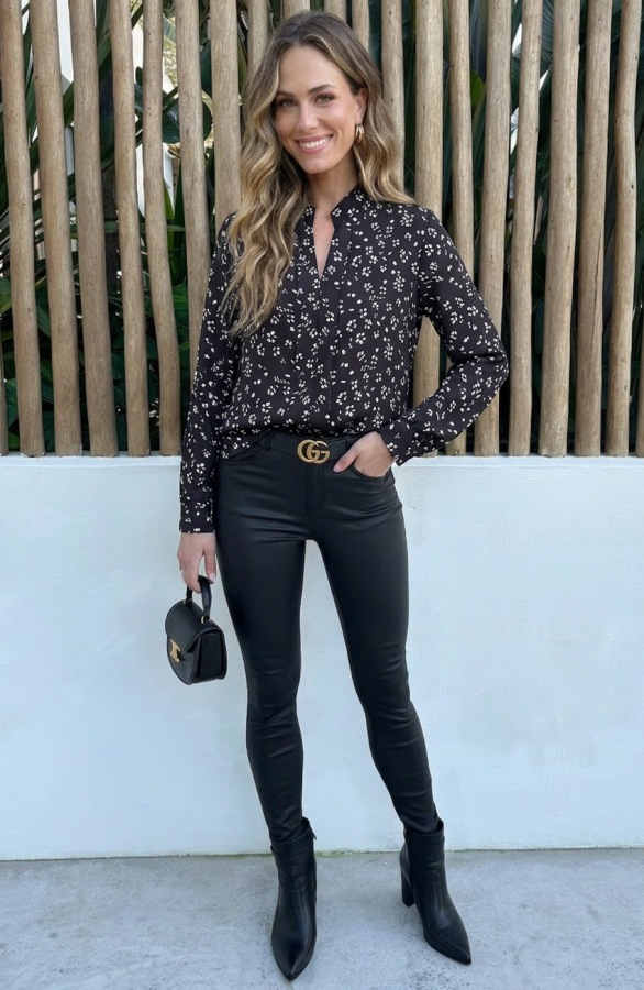 V-hals-Bloemen-Blouse-Zwart-WitAI-3