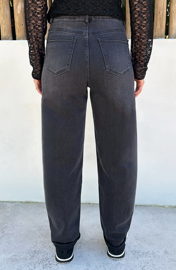 Barrel-Jeans-Stretch-Washed-BlackIB-1