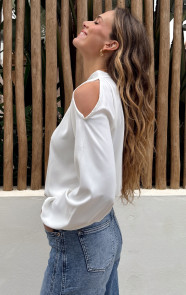 Blouse-Open-Shoulder-Ecru-3