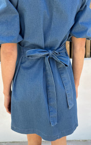 Denim-Jurk-Met-Pofmouwen-1