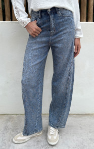Glitter-Stone-Barrel-Jeans-4