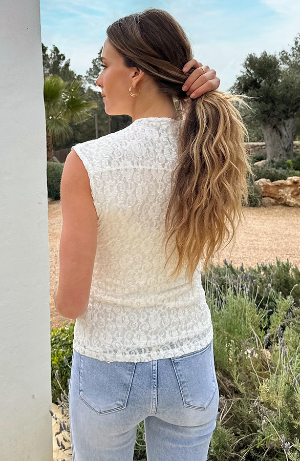 Lace-Dames-Top-Ecru-565-3