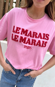 Le-Marais-T-Shirt-Oversized-Fuchsia-Red-1