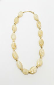 Marble-Ketting-Beige-studio