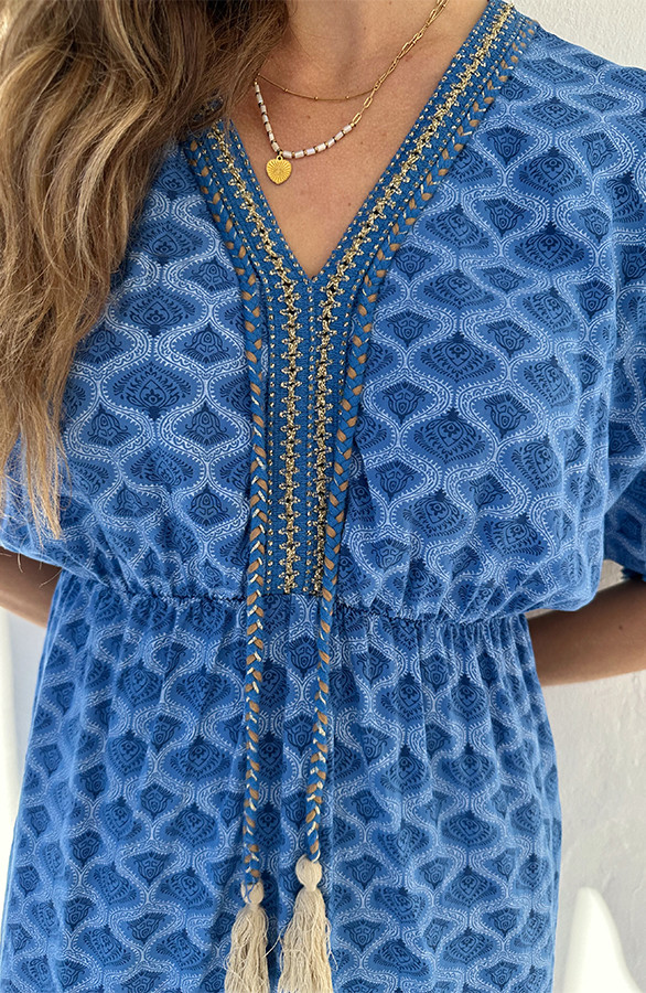 Oversized-Jurk-Gouden-Detail-Print-Kobalt-1