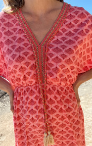 Oversized-Jurk-Gouden-Detail-Print-Koraal-1