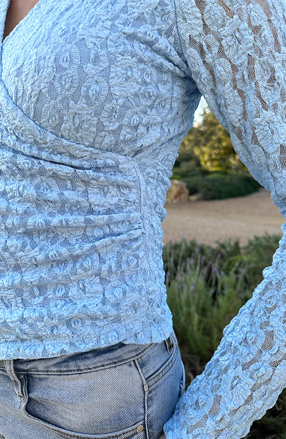 Overslag-Lace-Top-Asymmetric-Baby-Blue-7