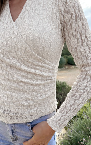 Overslag-Lace-Top-Asymmetric-Beige-56-5