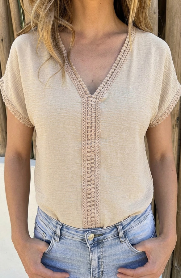 Lulu-Lace-V-Hals-Top-Beige-4