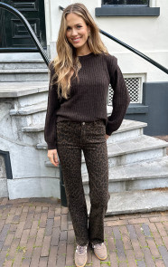 Knitted-Shoulder-Detail-Trui-Choco-4