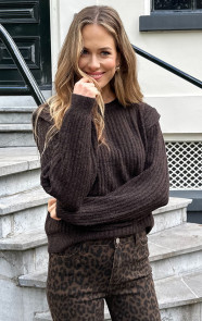 Knitted-Shoulder-Detail-Trui-Choco-6