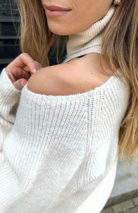 Soft-Col-Neck-Open-Shoulder-Beige-5-2