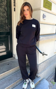 Comfort-Sweater-Muse-Club-Black-1