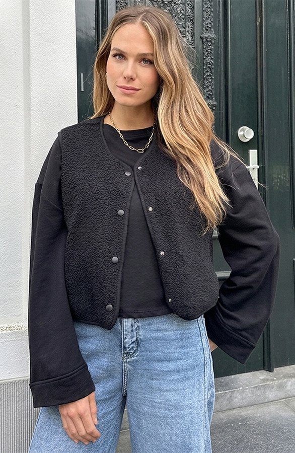 Italian-Teddy-Gilet-Pocket-Zwart-22-2