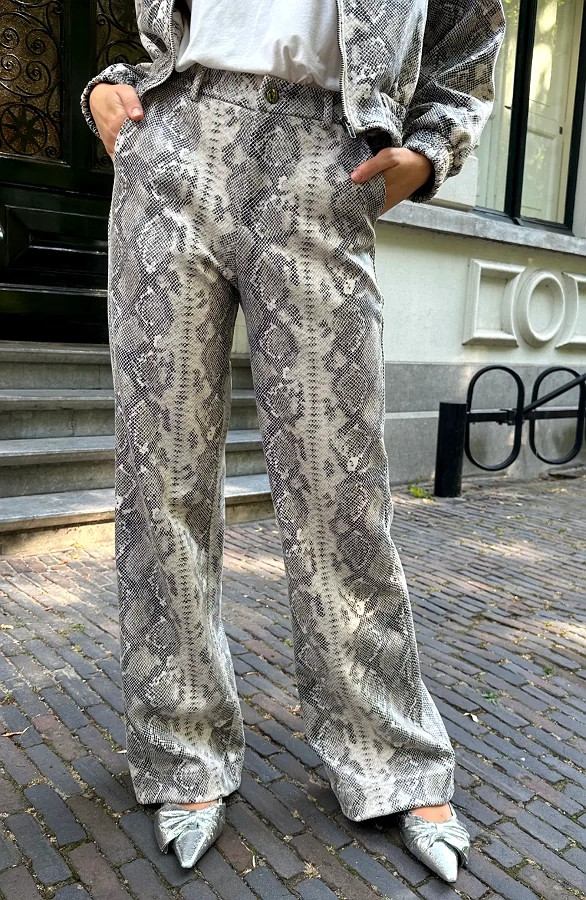 Snake-Print-Wide-Leg-Pants-Stretch-Premium-66-7