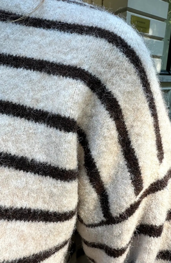 Striped-Soft-Sweater-Beige-Choco-6-3