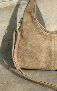 Suedine-Bag-Hobo-Look-Dark-Beige-4